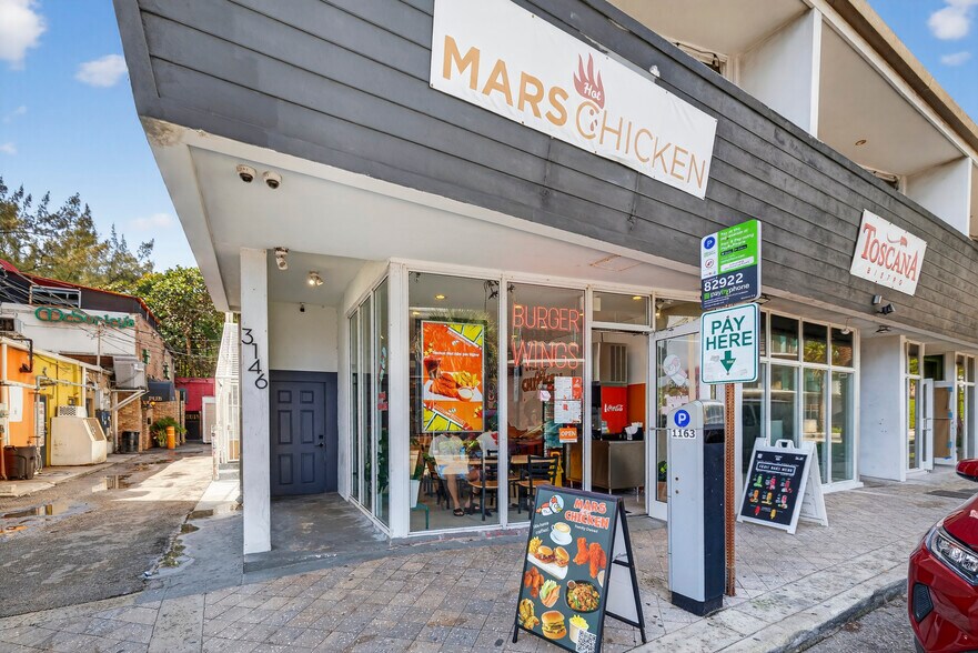 More Photos Of 3134-3150 NE 9th St, Fort Lauderdale Restaurant For Sale