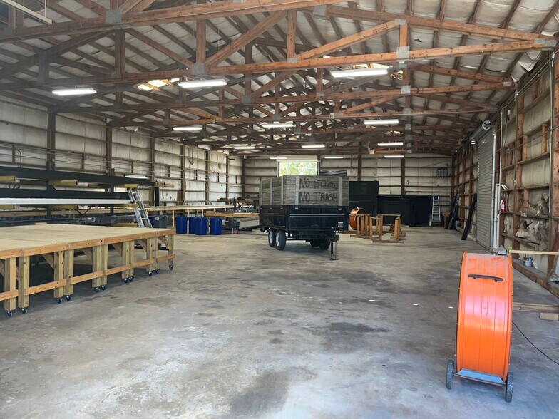 More Photos Of 1401 S French Ave, Sanford Warehouse For Lease
