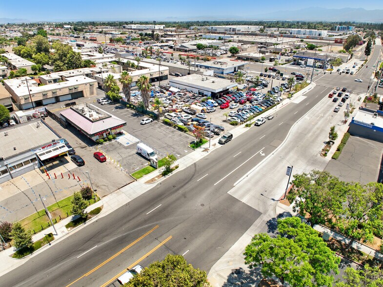 More Photos Of 142 N Mountain Ave, Ontario Restaurant For Sale