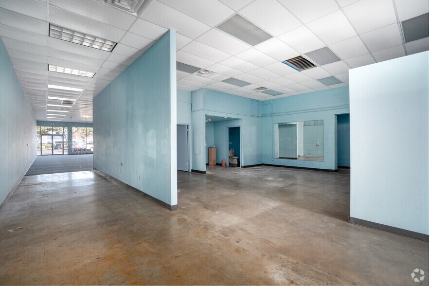 More Photos Of 3216-3254 E Broadway St, Pearland Unknown For Lease