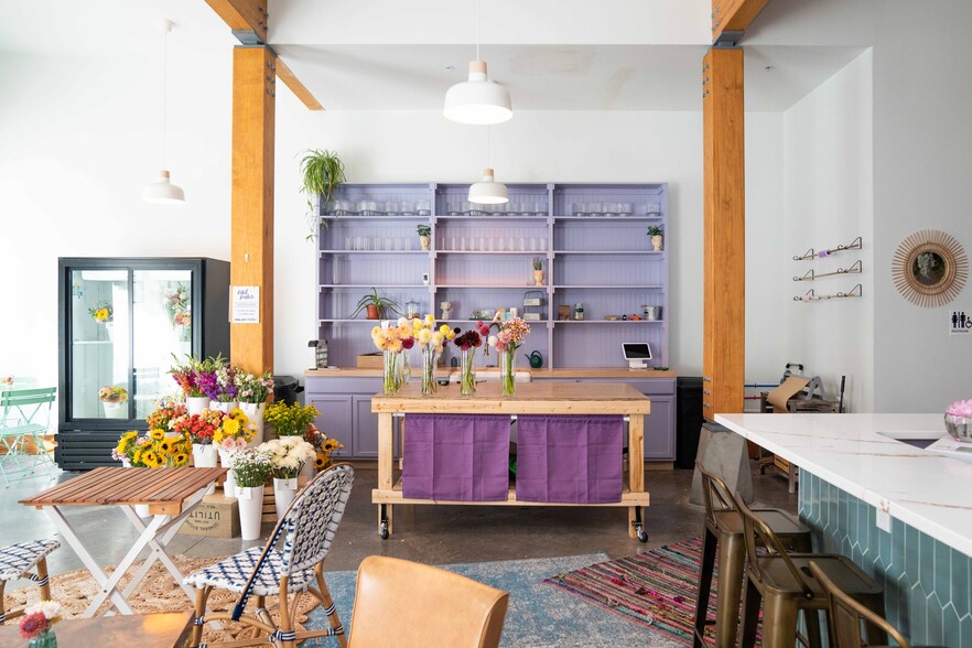 More Photos Of 15 Allen St, Buffalo Apartments For Lease