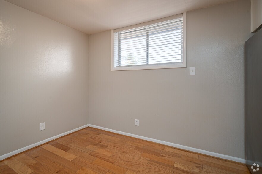 More Photos Of 5123 Del Monte Dr, Houston Apartments For Sale