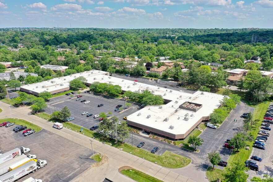 More Photos Of 11800-11846 Borman Dr, Saint Louis Flex For Lease