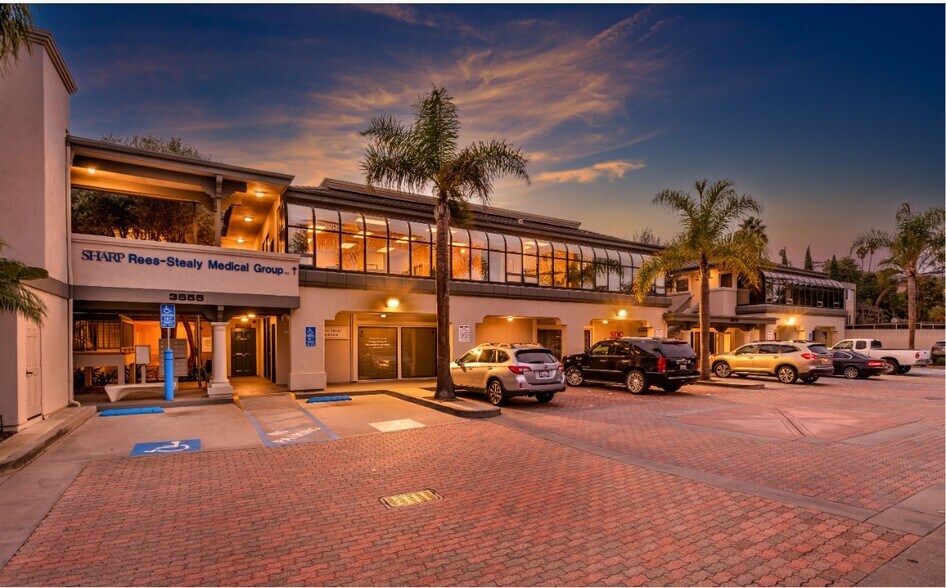 More Photos Of 3555-3575 Kenyon St, San Diego Medical For Lease