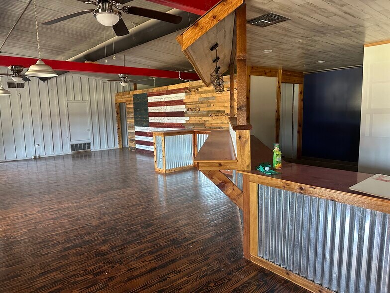 More Photos Of 2718 Gilmer Rd, Longview Restaurant For Sale