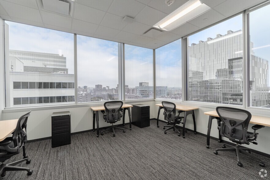 Photo of 7th Floor Ste 5-10 Desks