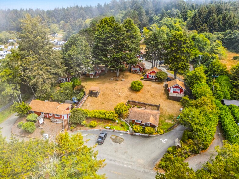 More Photos Of 3415 Patricks Point Dr, Trinidad Lodge Meeting Hall For Sale