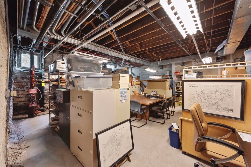More Photos Of 261 School Ave, Excelsior Office For Sale