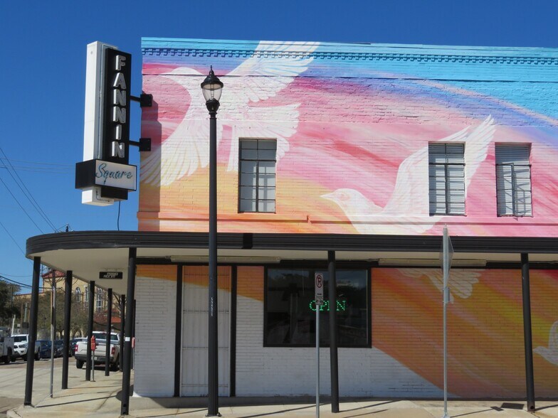 More Photos Of 4118 Fannin St, Houston Storefront For Lease