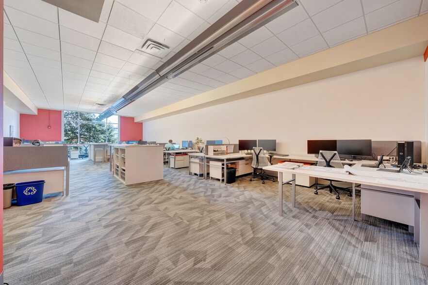 More Photos Of 28 Church Ave SW, Roanoke Storefront Retail Residential For Sale