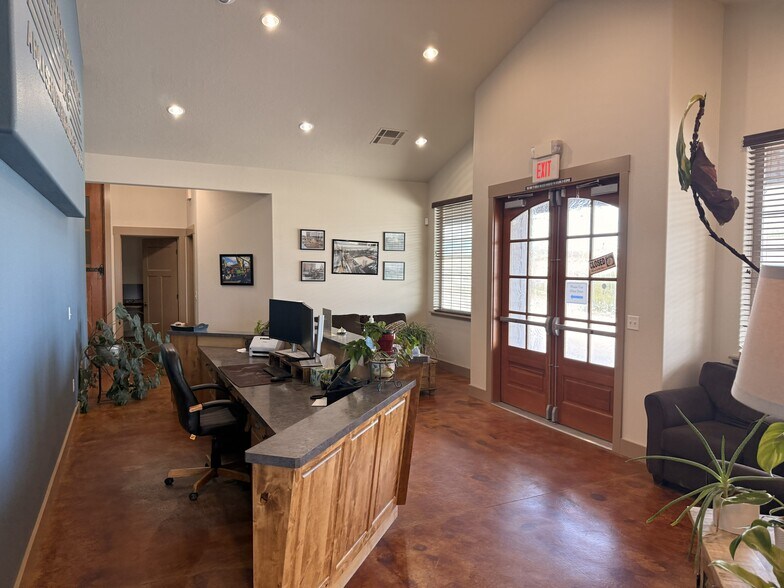 More Photos Of 2473 W Success Way, Emmett Industrial For Lease