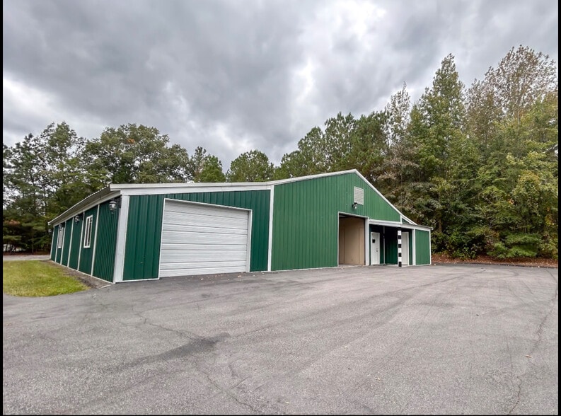 More Photos Of 1901 Hollingshed Rd, Irmo Warehouse For Sale