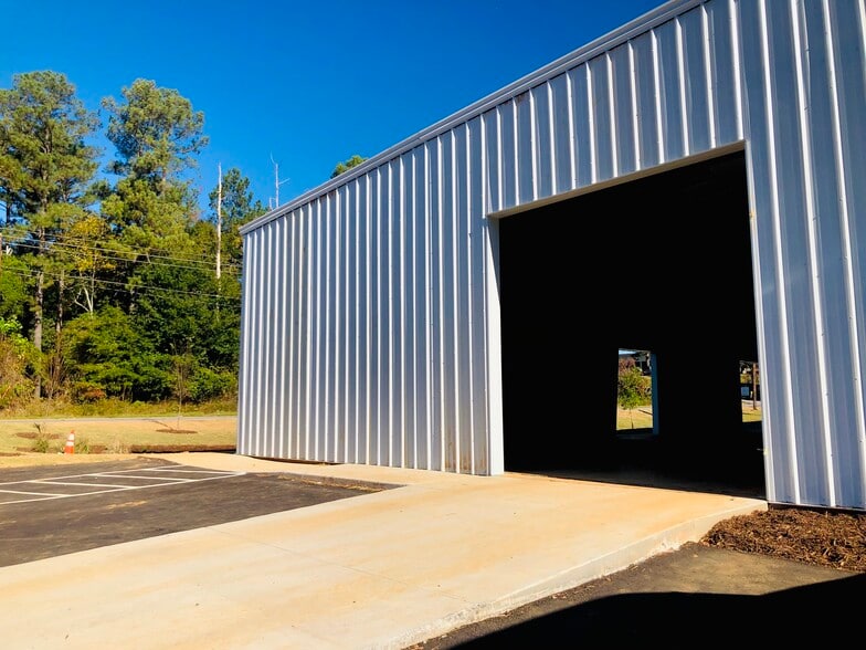 More Photos Of 670 Old Hull, Athens Flex For Lease