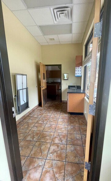 More Photos Of 4415 Front Nine Dr, Cumming Storefront Retail Office For Lease