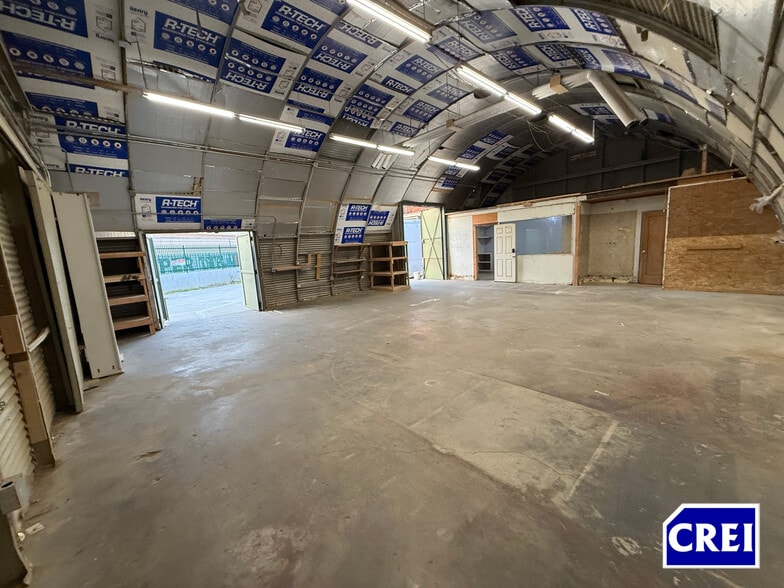More Photos Of 6809 S Victoria Ave, Los Angeles Service For Lease