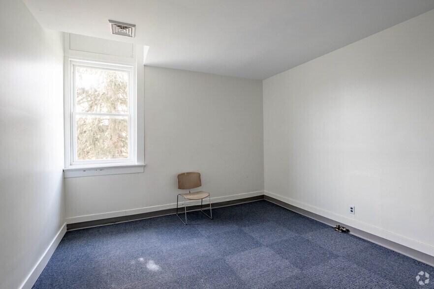 More Photos Of 1667 E Landis Ave, Vineland Unknown For Lease