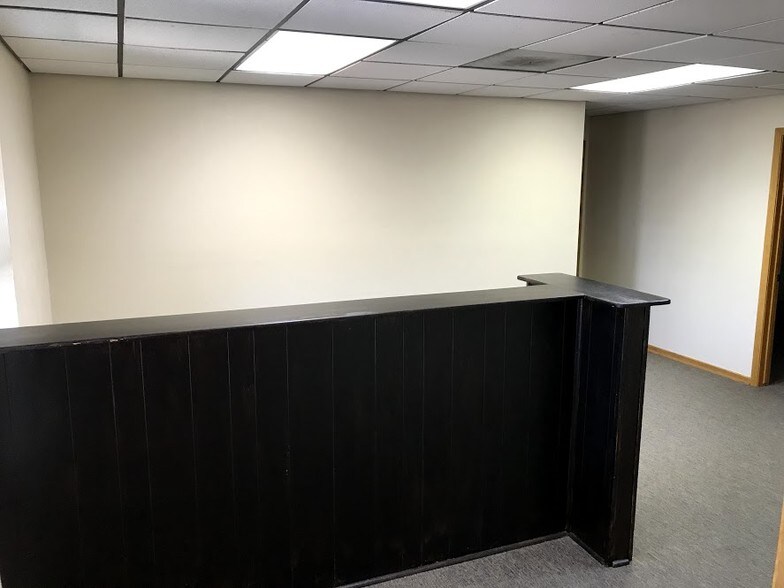 More Photos Of 3768 Norwood Dr, Littleton Warehouse For Lease