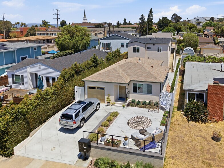 More Photos Of 3650 Quimby St, San Diego Multifamily For Sale