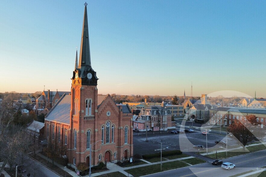 Primary Photo Of 120 S Park Ave, Fremont Specialty For Sale