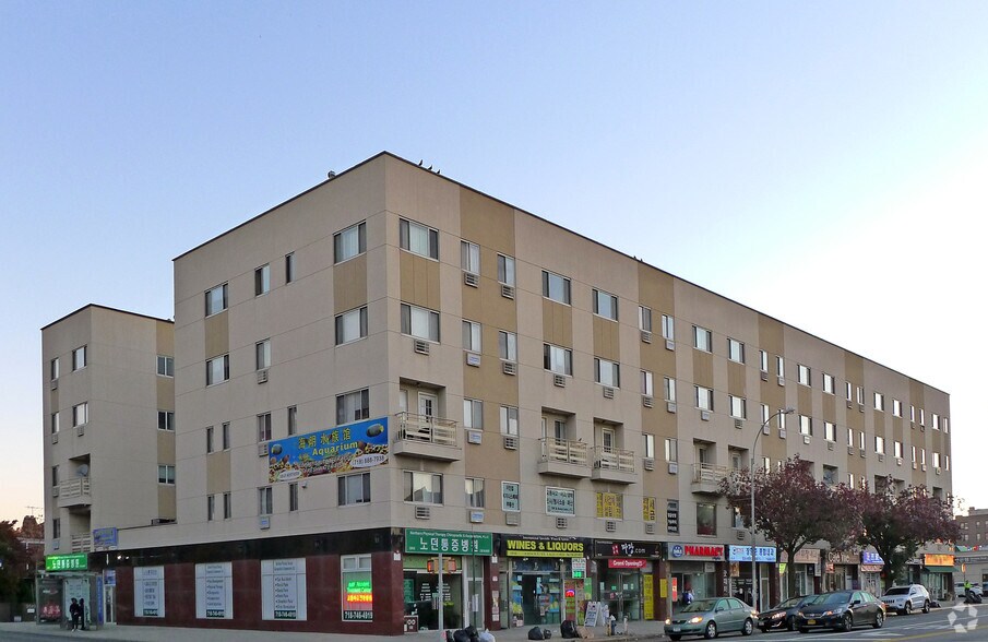 15013 Northern Blvd, Flushing, NY 11354 Apartments For Sale
