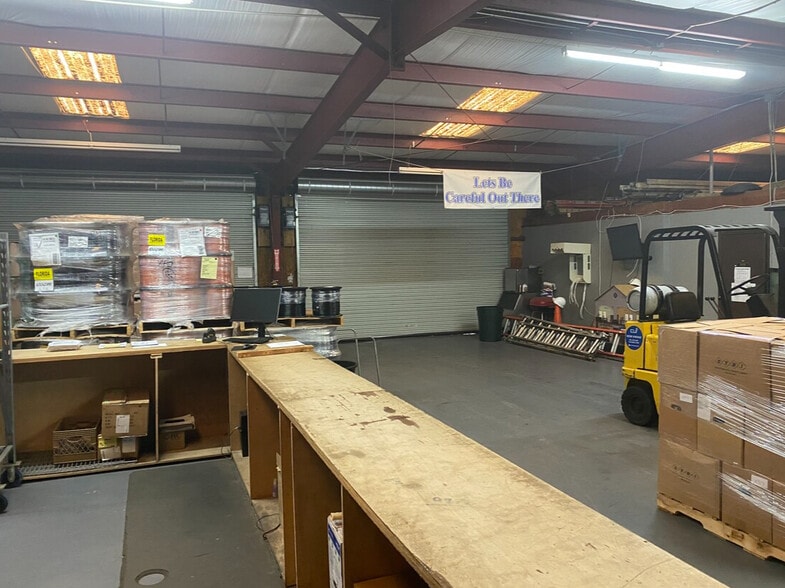 More Photos Of 2400 South St, Leesburg Self Storage For Sale