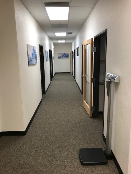 More Photos Of 198 S Coronado Dr, Sierra Vista Medical For Sale