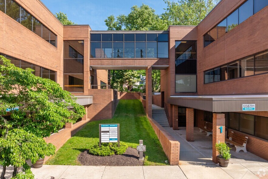 More Photos Of 1235 Penn Ave, Wyomissing Coworking Space