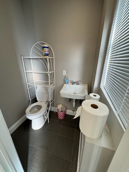 More Photos Of 60 E Mount Pleasant Ave, Livingston Storefront Retail Office For Lease