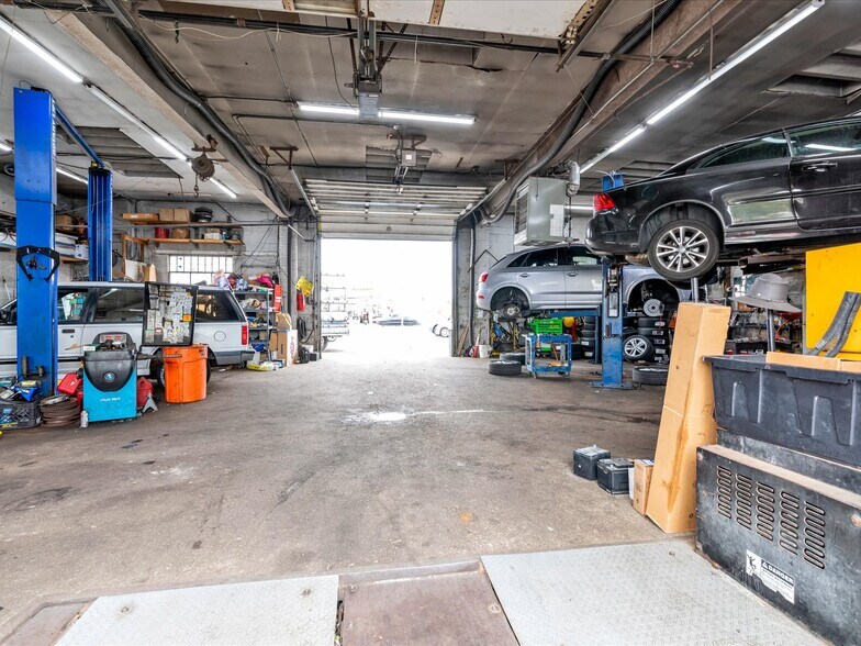 More Photos Of 457 Long Beach Blvd, Long Beach Warehouse For Sale