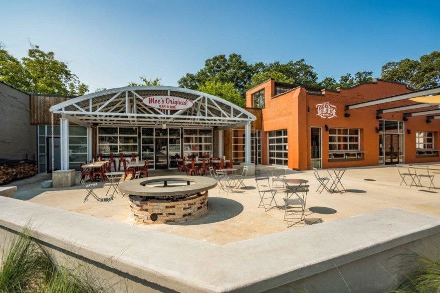 More Photos Of 109 W Stone Ave, Greenville Storefront Retail Office For Lease