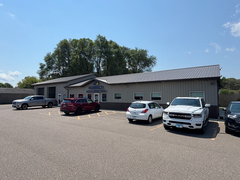More Photos Of 559 U.S. 10, Saint Cloud Auto Dealership For Sale