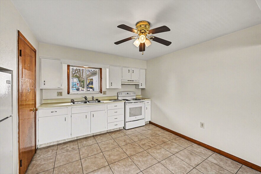 More Photos Of 234-236 High st, Fairborn Multifamily For Sale