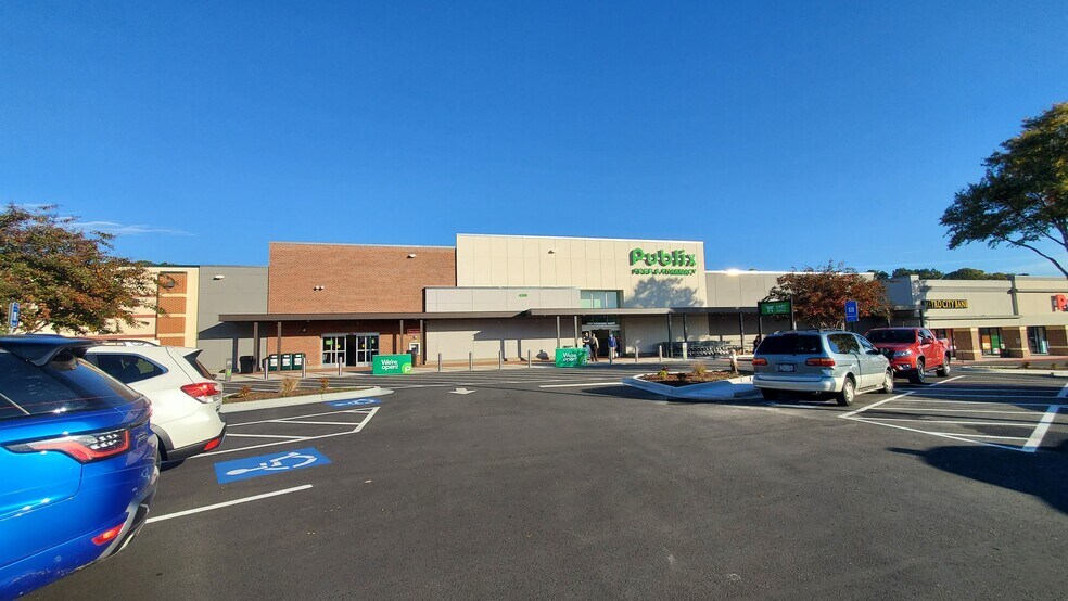 More Photos Of 4269-4281 Roswell Rd, Marietta Unknown For Lease