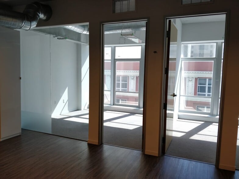 More Photos Of 14 NE 1st Ave, Miami Office For Sale