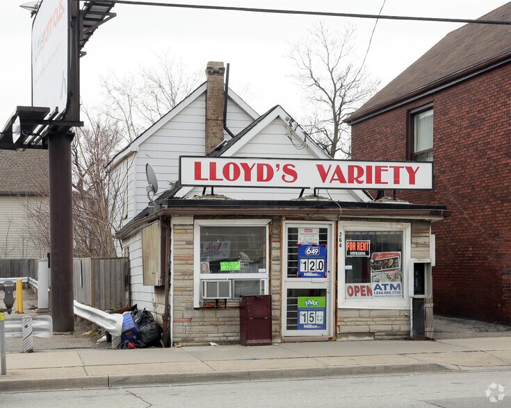 More Photos Of 264 Kenilworth Ave N, Hamilton Storefront For Sale