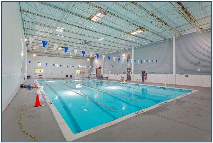 More Photos Of 104 N Marine Blvd, Jacksonville Health Club For Sale