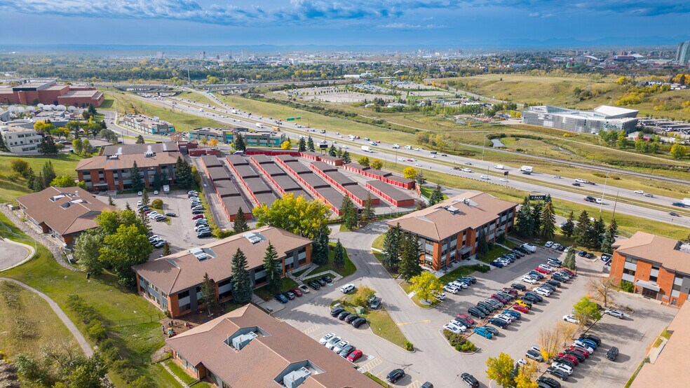More Photos Of 808 Mcneill Rd NE, Calgary Apartments For Sale