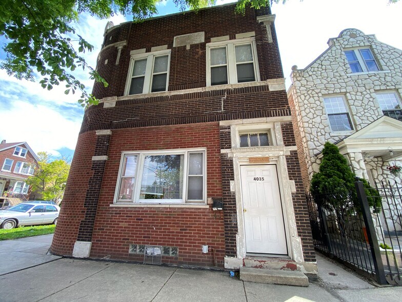 More Photos Of 4035 S Richmond St, Chicago Apartments For Sale