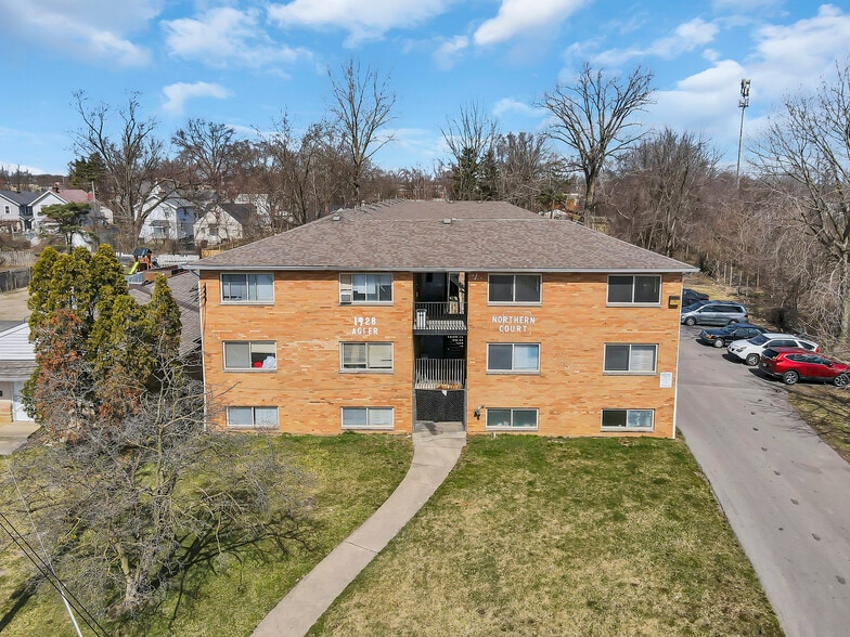 More Photos Of 1928 Agler Rd, Columbus Apartments For Sale