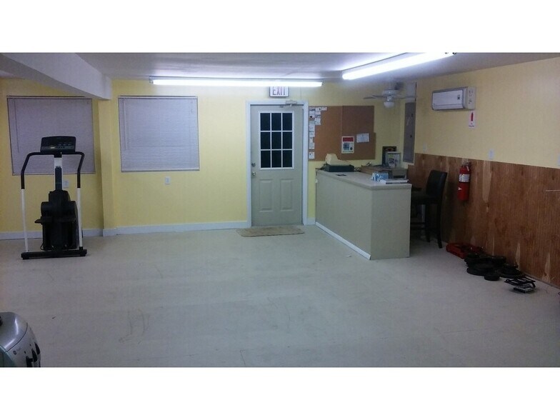 More Photos Of 360 Bay Ave, Milford Storefront Retail Residential For Sale