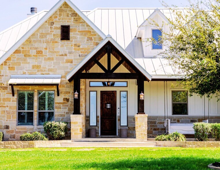 More Photos Of 1980 County Road 361, La Vernia Land For Sale