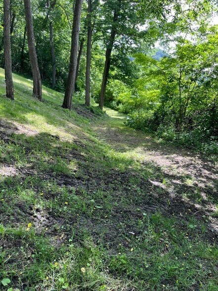 More Photos Of 15315 County Road 25, Rollingstone Flex For Sale