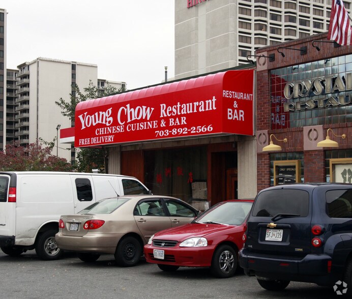 Primary Photo Of 420 S 23rd St, Arlington Restaurant For Lease