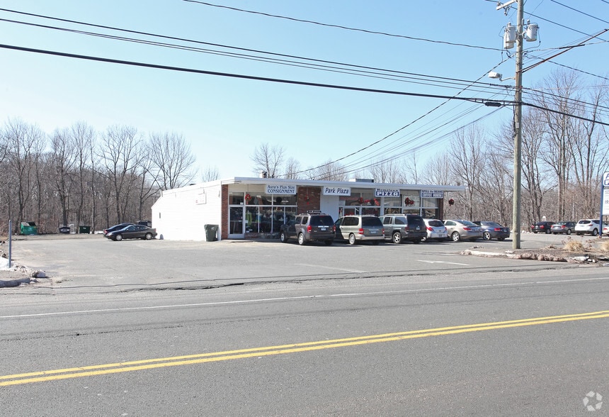 More Photos Of 49 Waterbury Rd, Prospect Storefront For Sale