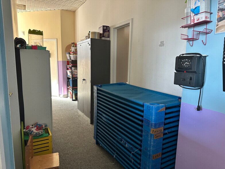 More Photos Of 251 Appleton St, Holyoke Office For Sale
