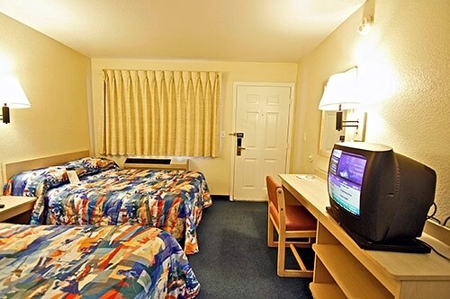 More Photos Of 16901 Stoddard Wells Rd, Victorville Hotel For Sale