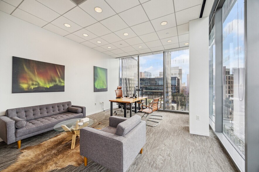 More Photos Of 1800 Post Oak Blvd, Houston Office For Lease