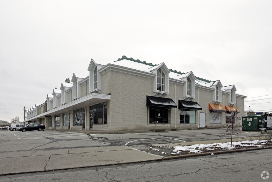 More Photos Of 3151 W Central Ave, Toledo Unknown For Lease