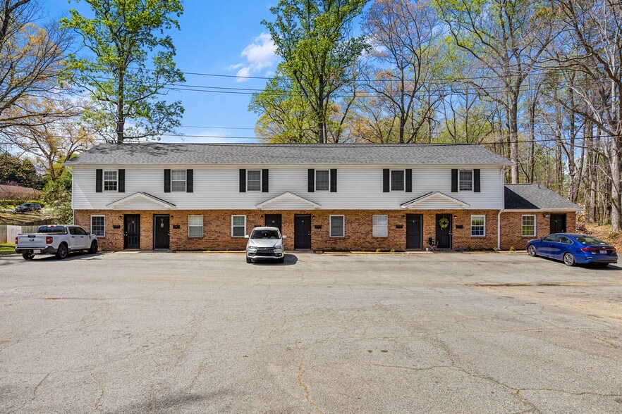 More Photos Of 118 Ethel Dr, Stanley Multifamily For Sale