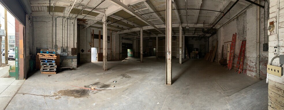 More Photos Of 1930 E Huntingdon St, Philadelphia Warehouse For Lease